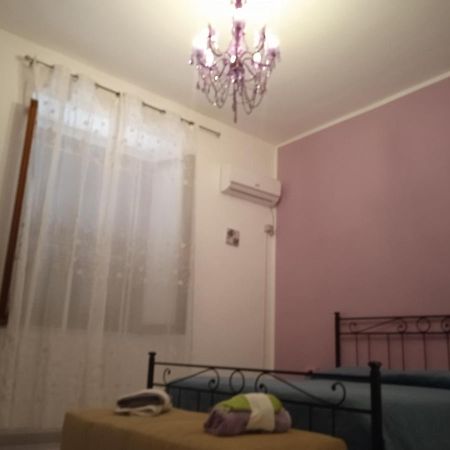I Tre Leoni Affittacamere 치비타베키아 외부 사진